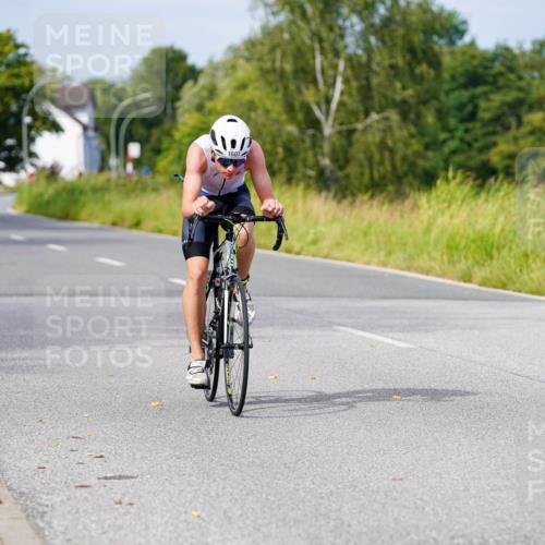 31.08.2025 - Elbe Triathlon Hamburg Michael Burmester http://msf.ph/oto/8681348 31.08.2025 10:56:05 Radfahren 1600, 1607 meine-sportfotos.de
