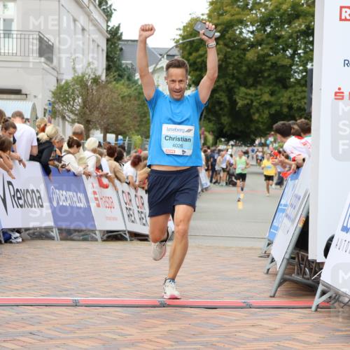 31.08.2025 - 21. Blankeneser Heldenlauf Strokosch-Dieckow http://msf.ph/oto/8681353 31.08.2025 12:06:35 Ziel 5438, 4026 meine-sportfotos.de