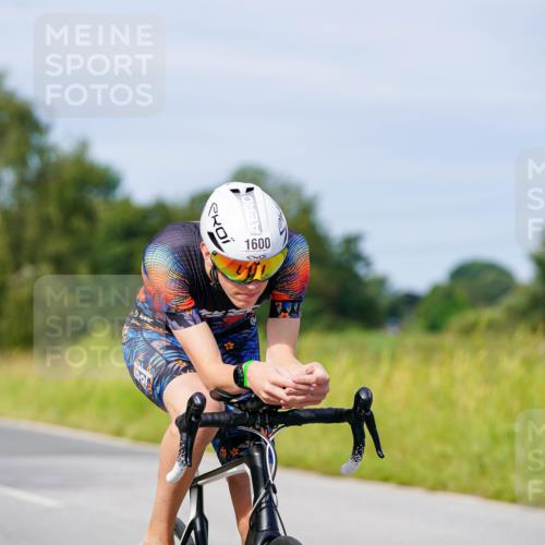 31.08.2025 - Elbe Triathlon Hamburg Michael Burmester http://msf.ph/oto/8681359 31.08.2025 10:56:11 Radfahren 1435, 1600 meine-sportfotos.de
