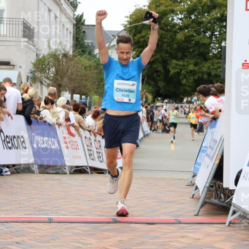 31.08.2025 - 21. Blankeneser Heldenlauf Strokosch-Dieckow http://msf.ph/oto/8681361 31.08.2025 12:06:35 Ziel 5438, 4026 meine-sportfotos.de