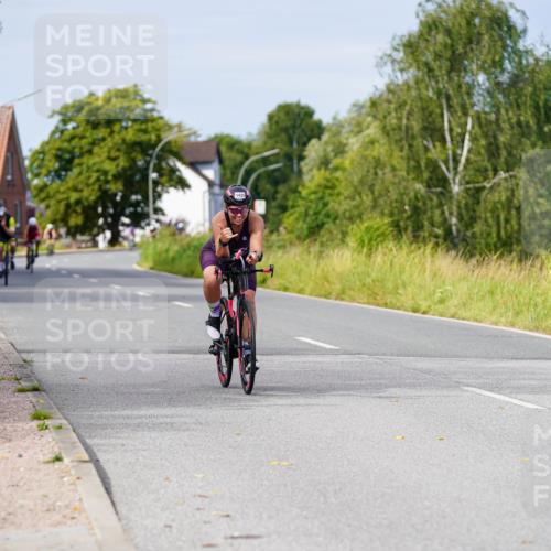 31.08.2025 - Elbe Triathlon Hamburg Michael Burmester http://msf.ph/oto/8681363 31.08.2025 10:56:13 Radfahren 1152, 1435, 1600 meine-sportfotos.de