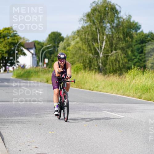 31.08.2025 - Elbe Triathlon Hamburg Michael Burmester http://msf.ph/oto/8681366 31.08.2025 10:56:13 Radfahren 1152, 1435, 1600 meine-sportfotos.de