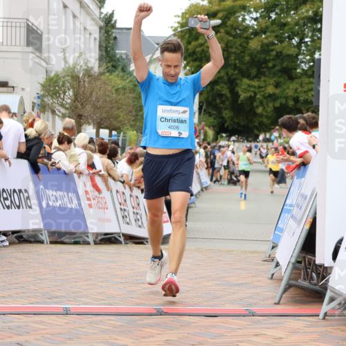 31.08.2025 - 21. Blankeneser Heldenlauf Strokosch-Dieckow http://msf.ph/oto/8681367 31.08.2025 12:06:35 Ziel 5438, 4026 meine-sportfotos.de