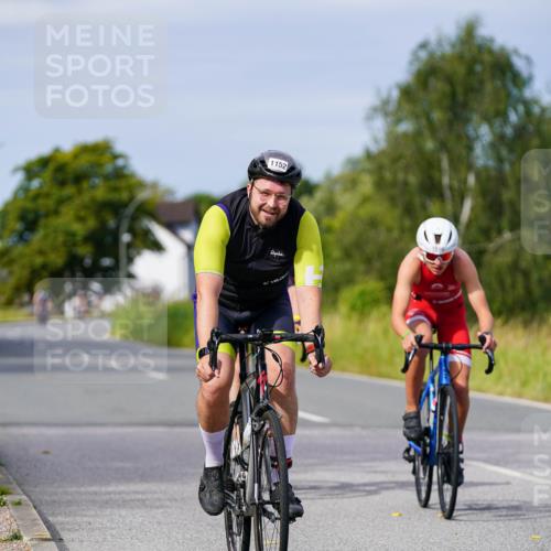31.08.2025 - Elbe Triathlon Hamburg Michael Burmester http://msf.ph/oto/8681382 31.08.2025 10:56:20 Radfahren 1152, 1279, 1599 meine-sportfotos.de