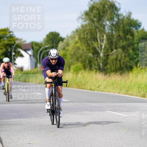 31.08.2025 - Elbe Triathlon Hamburg Michael Burmester http://msf.ph/oto/8681393 31.08.2025 10:56:28 Radfahren 1266, 1346, 1374, 1409 meine-sportfotos.de