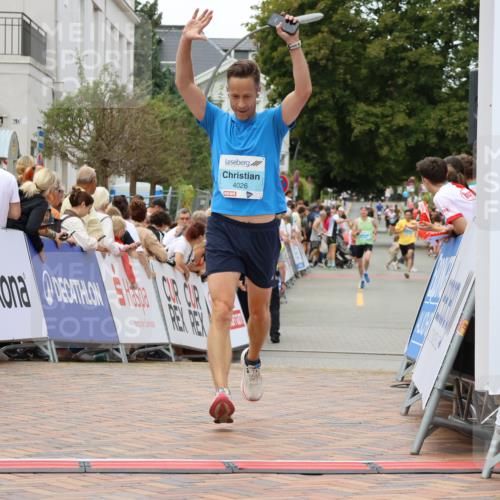 31.08.2025 - 21. Blankeneser Heldenlauf Strokosch-Dieckow http://msf.ph/oto/8681405 31.08.2025 12:06:35 Ziel 5438, 4026 meine-sportfotos.de