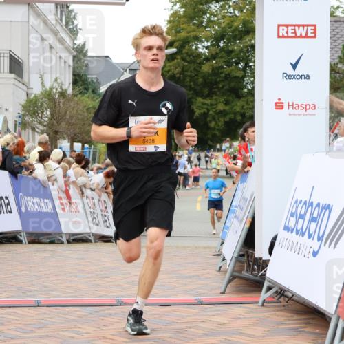 31.08.2025 - 21. Blankeneser Heldenlauf Strokosch-Dieckow http://msf.ph/oto/8681425 31.08.2025 12:06:29 Ziel 5438 meine-sportfotos.de