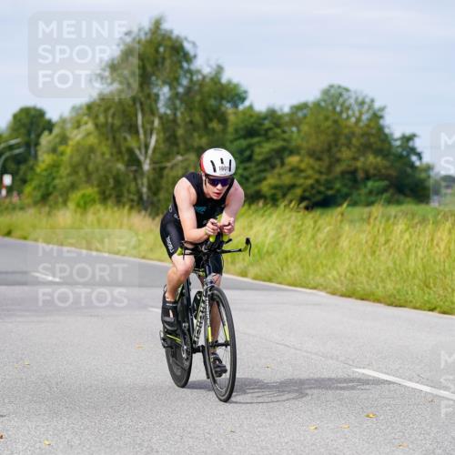 31.08.2025 - Elbe Triathlon Hamburg Michael Burmester http://msf.ph/oto/8681552 31.08.2025 10:57:11 Radfahren 1297, 1323, 1357, 1504, 1601, 1614 meine-sportfotos.de