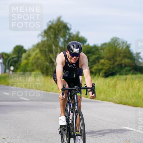 31.08.2025 - Elbe Triathlon Hamburg Michael Burmester http://msf.ph/oto/8681571 31.08.2025 10:57:13 Radfahren 1297, 1323, 1357, 1363, 1504, 1601, 1614 meine-sportfotos.de