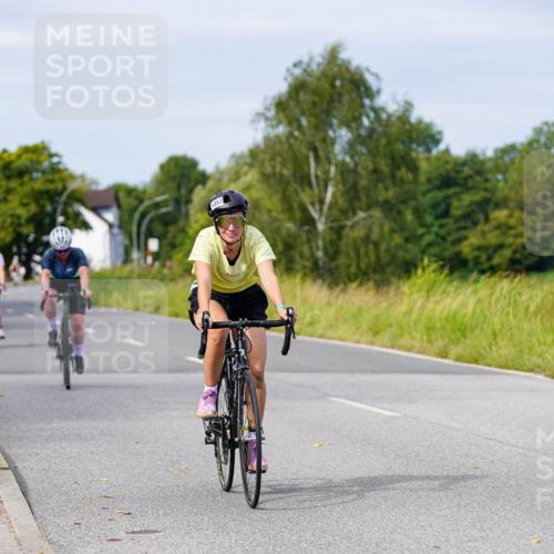 31.08.2025 - Elbe Triathlon Hamburg Michael Burmester http://msf.ph/oto/8681588 31.08.2025 10:57:16 Radfahren 1297, 1321, 1323, 1357, 1363, 1457, 1614 meine-sportfotos.de