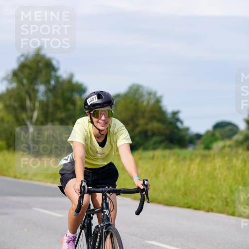 31.08.2025 - Elbe Triathlon Hamburg Michael Burmester http://msf.ph/oto/8681594 31.08.2025 10:57:17 Radfahren 1297, 1321, 1357, 1363, 1457, 1614 meine-sportfotos.de