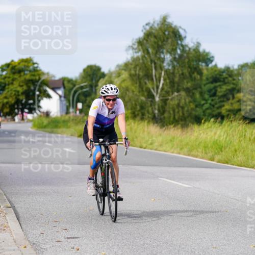 31.08.2025 - Elbe Triathlon Hamburg Michael Burmester http://msf.ph/oto/8681609 31.08.2025 10:57:20 Radfahren 1312, 1321, 1357, 1363, 1457 meine-sportfotos.de