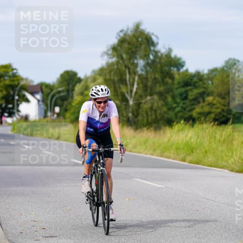 31.08.2025 - Elbe Triathlon Hamburg Michael Burmester http://msf.ph/oto/8681613 31.08.2025 10:57:20 Radfahren 1312, 1321, 1357, 1363, 1457 meine-sportfotos.de