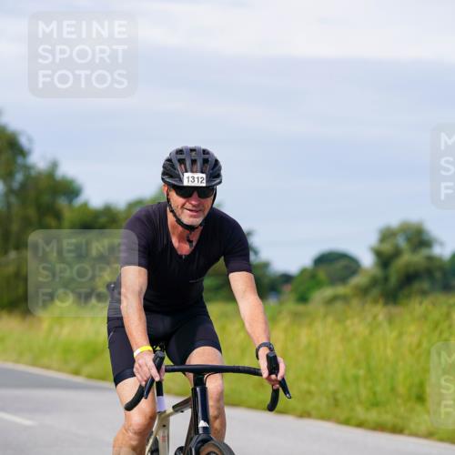 31.08.2025 - Elbe Triathlon Hamburg Michael Burmester http://msf.ph/oto/8681644 31.08.2025 10:57:27 Radfahren 1312, 1345, 1405, 1463 meine-sportfotos.de