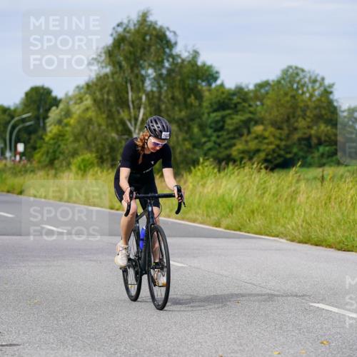 31.08.2025 - Elbe Triathlon Hamburg Michael Burmester http://msf.ph/oto/8681659 31.08.2025 10:57:30 Radfahren 1312, 1345, 1377, 1405, 1463 meine-sportfotos.de