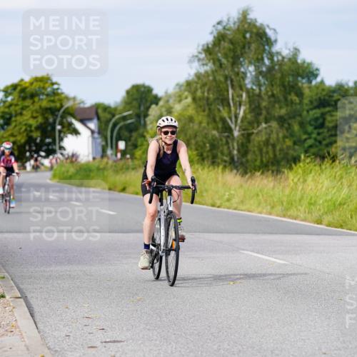 31.08.2025 - Elbe Triathlon Hamburg Michael Burmester http://msf.ph/oto/8681677 31.08.2025 10:57:35 Radfahren 1161, 1345, 1377, 1502 meine-sportfotos.de
