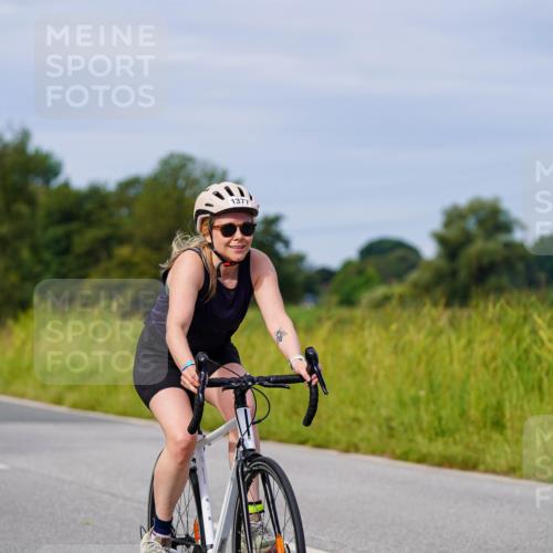 31.08.2025 - Elbe Triathlon Hamburg Michael Burmester http://msf.ph/oto/8681680 31.08.2025 10:57:36 Radfahren 1161, 1345, 1377, 1502 meine-sportfotos.de