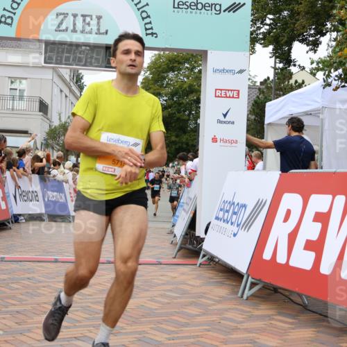 31.08.2025 - 21. Blankeneser Heldenlauf Strokosch-Dieckow http://msf.ph/oto/8681697 31.08.2025 12:06:06 Ziel 5715, 4002, 4406 meine-sportfotos.de