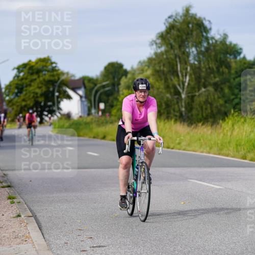 31.08.2025 - Elbe Triathlon Hamburg Michael Burmester http://msf.ph/oto/8681708 31.08.2025 10:57:44 Radfahren 1161, 1358, 1399, 1503 meine-sportfotos.de