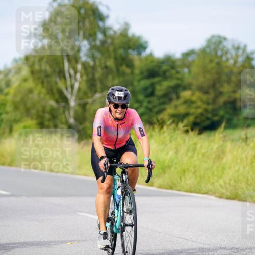 31.08.2025 - Elbe Triathlon Hamburg Michael Burmester http://msf.ph/oto/8681718 31.08.2025 10:57:49 Radfahren 1358, 1401, 1438, 1447, 1503 meine-sportfotos.de