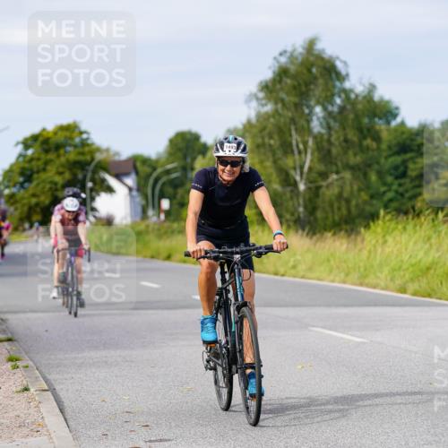 31.08.2025 - Elbe Triathlon Hamburg Michael Burmester http://msf.ph/oto/8681748 31.08.2025 10:57:57 Radfahren 1329, 1351, 1401, 1420, 1441, 1447, 1493, 1495 meine-sportfotos.de