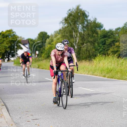 31.08.2025 - Elbe Triathlon Hamburg Michael Burmester http://msf.ph/oto/8681764 31.08.2025 10:57:59 Radfahren 1329, 1351, 1356, 1420, 1441, 1447, 1493, 1495 meine-sportfotos.de
