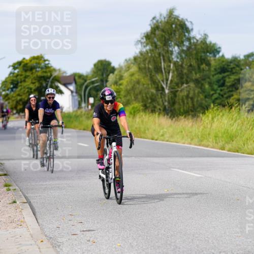 31.08.2025 - Elbe Triathlon Hamburg Michael Burmester http://msf.ph/oto/8681781 31.08.2025 10:58:02 Radfahren 1329, 1351, 1356, 1420, 1441, 1495 meine-sportfotos.de