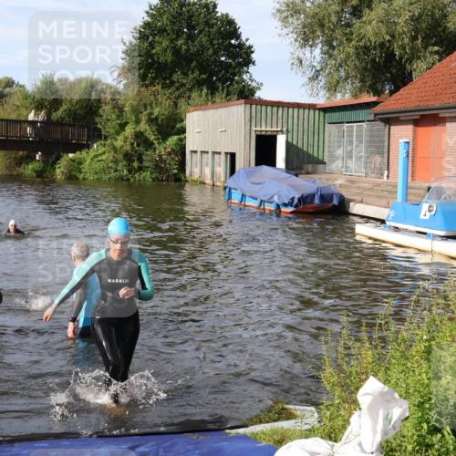31.08.2025 - Elbe Triathlon Hamburg Luisa Fischer http://msf.ph/oto/8681784 31.08.2025 09:35:07 Schwimmen 790, 863 meine-sportfotos.de
