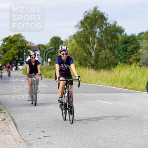 31.08.2025 - Elbe Triathlon Hamburg Michael Burmester http://msf.ph/oto/8681789 31.08.2025 10:58:03 Radfahren 1329, 1351, 1356, 1420, 1441, 1495 meine-sportfotos.de