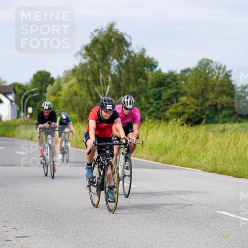 31.08.2025 - Elbe Triathlon Hamburg Michael Burmester http://msf.ph/oto/8681800 31.08.2025 10:58:10 Radfahren 1299, 1353, 1506, 1615 meine-sportfotos.de