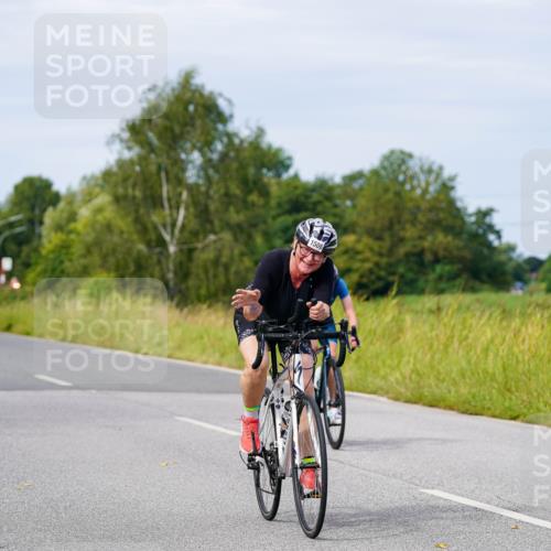 31.08.2025 - Elbe Triathlon Hamburg Michael Burmester http://msf.ph/oto/8681815 31.08.2025 10:58:11 Radfahren 1299, 1353, 1506, 1615 meine-sportfotos.de