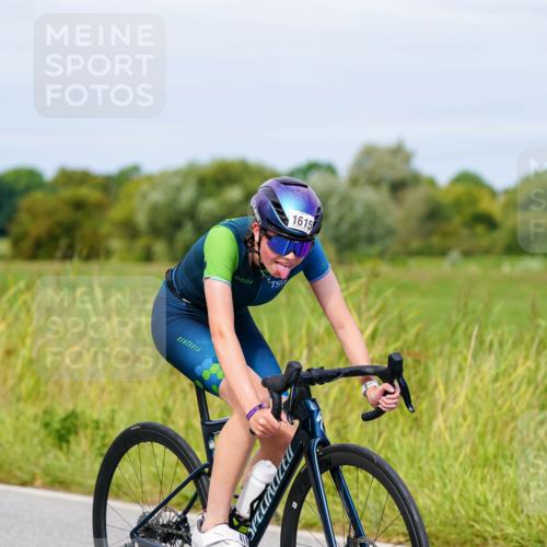 31.08.2025 - Elbe Triathlon Hamburg Michael Burmester http://msf.ph/oto/8681822 31.08.2025 10:58:12 Radfahren 1299, 1353, 1506, 1615 meine-sportfotos.de