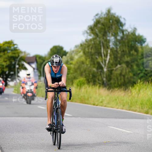 31.08.2025 - Elbe Triathlon Hamburg Michael Burmester http://msf.ph/oto/8681830 31.08.2025 10:58:33 Radfahren 1608 meine-sportfotos.de