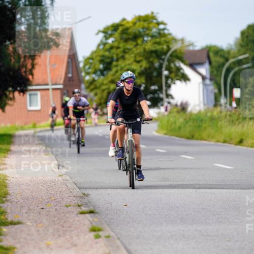 31.08.2025 - Elbe Triathlon Hamburg Michael Burmester http://msf.ph/oto/8681847 31.08.2025 10:58:46 Radfahren 1280, 1415, 1459, 1575 meine-sportfotos.de