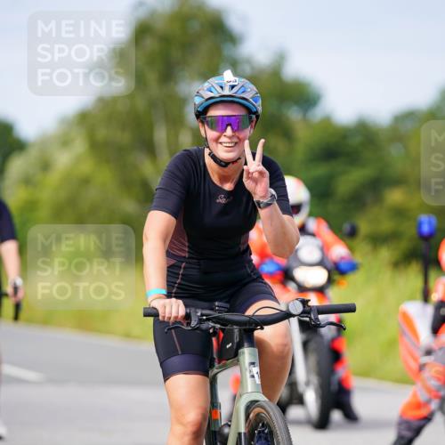 31.08.2025 - Elbe Triathlon Hamburg Michael Burmester http://msf.ph/oto/8681854 31.08.2025 10:58:49 Radfahren 1280, 1327, 1394, 1415, 1459, 1575 meine-sportfotos.de