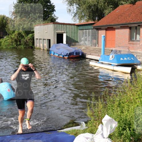 31.08.2025 - Elbe Triathlon Hamburg Luisa Fischer http://msf.ph/oto/8681871 31.08.2025 09:36:16 Schwimmen 847, 856, 899 meine-sportfotos.de