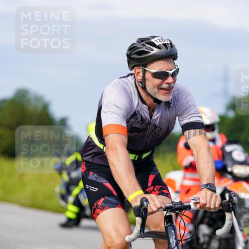 31.08.2025 - Elbe Triathlon Hamburg Michael Burmester http://msf.ph/oto/8681876 31.08.2025 10:58:52 Radfahren 1280, 1327, 1387, 1394, 1415, 1459, 1575 meine-sportfotos.de
