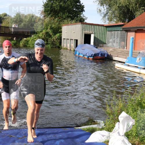 31.08.2025 - Elbe Triathlon Hamburg Luisa Fischer http://msf.ph/oto/8681897 31.08.2025 09:36:31 Schwimmen 765, 807, 822, 926 meine-sportfotos.de