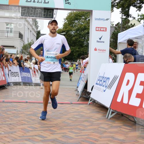 31.08.2025 - 21. Blankeneser Heldenlauf Strokosch-Dieckow http://msf.ph/oto/8681918 31.08.2025 12:05:50 Ziel 5762, 4392 meine-sportfotos.de