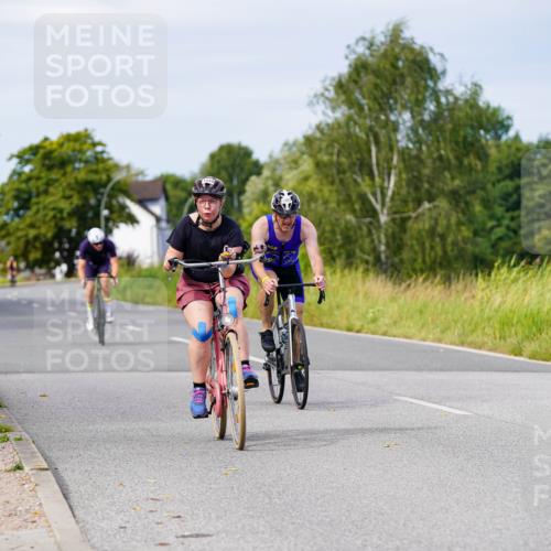 31.08.2025 - Elbe Triathlon Hamburg Michael Burmester http://msf.ph/oto/8681924 31.08.2025 10:59:07 Radfahren 1261, 1303, 1349, 1369 meine-sportfotos.de