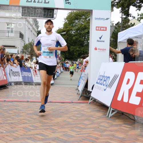 31.08.2025 - 21. Blankeneser Heldenlauf Strokosch-Dieckow http://msf.ph/oto/8681940 31.08.2025 12:05:50 Ziel 5762, 4392 meine-sportfotos.de