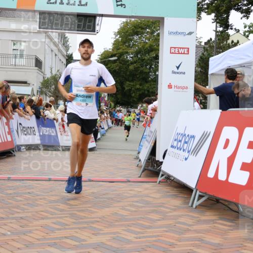 31.08.2025 - 21. Blankeneser Heldenlauf Strokosch-Dieckow http://msf.ph/oto/8681948 31.08.2025 12:05:50 Ziel 5762, 4392 meine-sportfotos.de