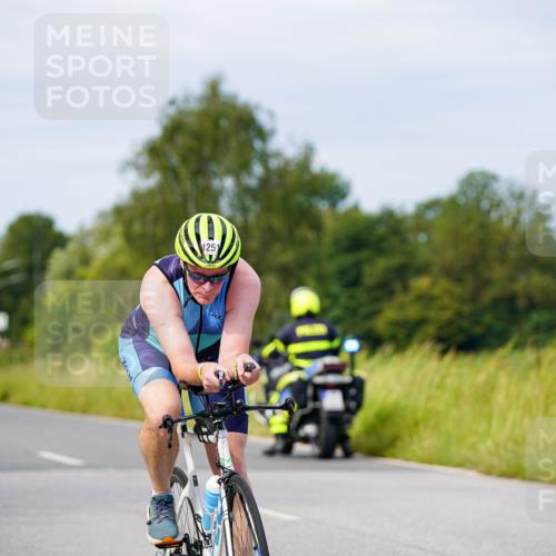 31.08.2025 - Elbe Triathlon Hamburg Michael Burmester http://msf.ph/oto/8681960 31.08.2025 10:59:20 Radfahren 1251, 1326, 1452 meine-sportfotos.de