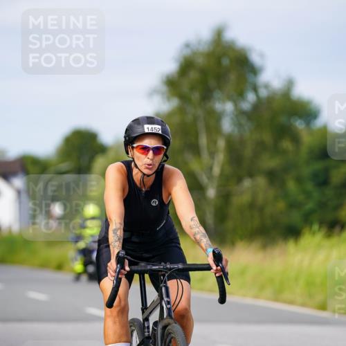 31.08.2025 - Elbe Triathlon Hamburg Michael Burmester http://msf.ph/oto/8681972 31.08.2025 10:59:26 Radfahren 1452 meine-sportfotos.de