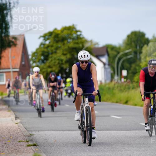 31.08.2025 - Elbe Triathlon Hamburg Michael Burmester http://msf.ph/oto/8681977 31.08.2025 10:59:40 Radfahren 1281, 1318, 1319, 1344, 1362, 1417, 1423 meine-sportfotos.de