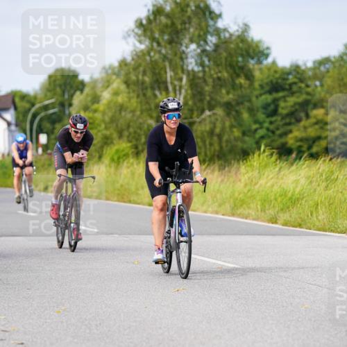 31.08.2025 - Elbe Triathlon Hamburg Michael Burmester http://msf.ph/oto/8681990 31.08.2025 10:59:43 Radfahren 1281, 1310, 1318, 1319, 1344, 1362, 1417, 1423 meine-sportfotos.de