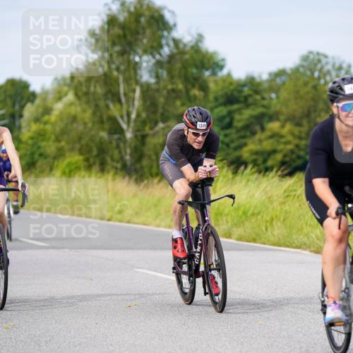 31.08.2025 - Elbe Triathlon Hamburg Michael Burmester http://msf.ph/oto/8681997 31.08.2025 10:59:44 Radfahren 1281, 1310, 1318, 1319, 1344, 1362, 1417, 1423 meine-sportfotos.de