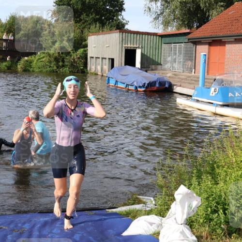 31.08.2025 - Elbe Triathlon Hamburg Luisa Fischer http://msf.ph/oto/8682000 31.08.2025 09:37:15 Schwimmen 783, 799, 836, 921, 931 meine-sportfotos.de