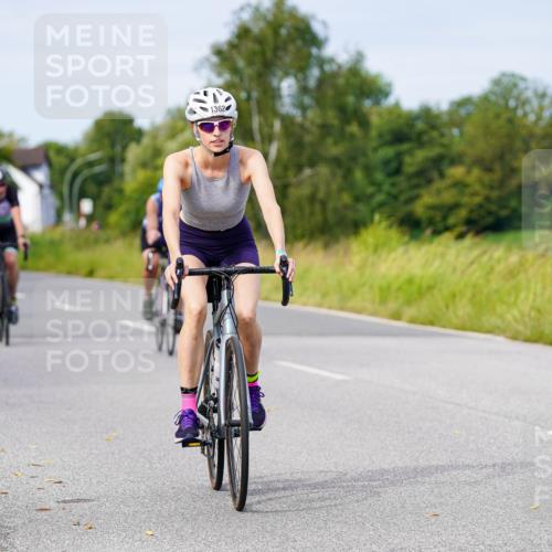 31.08.2025 - Elbe Triathlon Hamburg Michael Burmester http://msf.ph/oto/8682001 31.08.2025 10:59:45 Radfahren 1281, 1310, 1318, 1319, 1344, 1362, 1417, 1423 meine-sportfotos.de