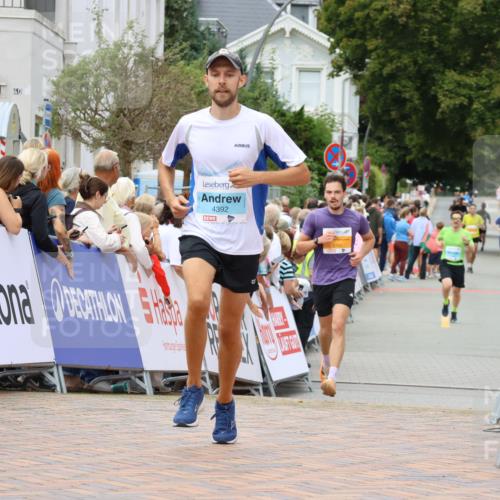 31.08.2025 - 21. Blankeneser Heldenlauf Strokosch-Dieckow http://msf.ph/oto/8682026 31.08.2025 12:05:48 Ziel 5762, 4392 meine-sportfotos.de